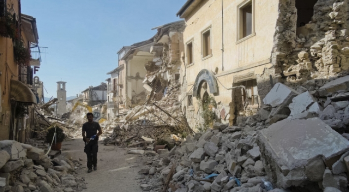 Italy earthquake kills at least 159, reduces towns to rubble