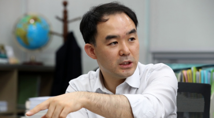 [Herald Interview] Activist-turned-lawmaker takes aim at chaebol