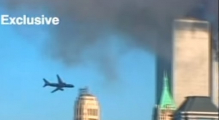 9/11테러때 찍힌 세계무역센터-항공기 충돌 영상