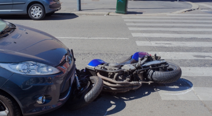 신호무시한 오토바이 사망사고, 100km 과속택시 '무죄'