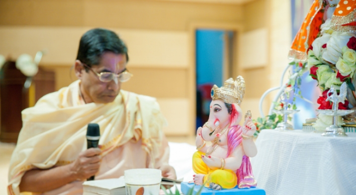 Indian community holds 10th Ganesh Festival