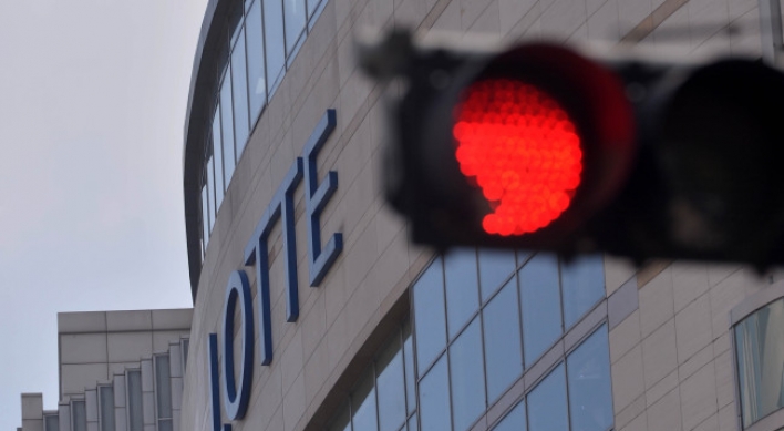 Lotte brand hit hard by corruption probe