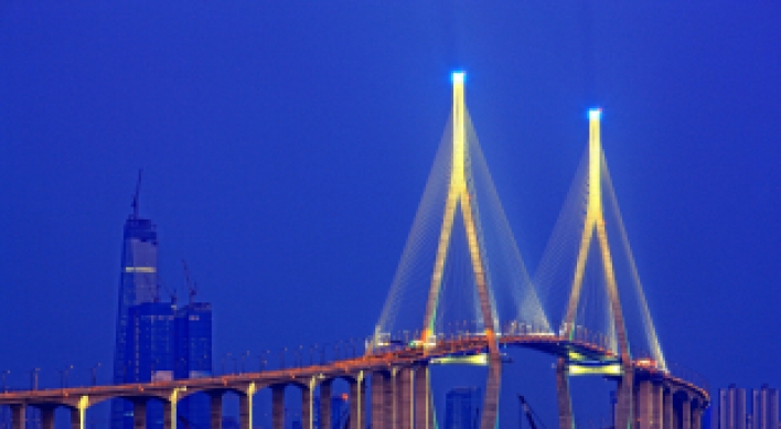 [Herald Interview] German industry expert praises Incheon Bridge project