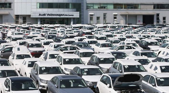 Volkswagen executive to visit Seoul prosecution over emissions scandal
