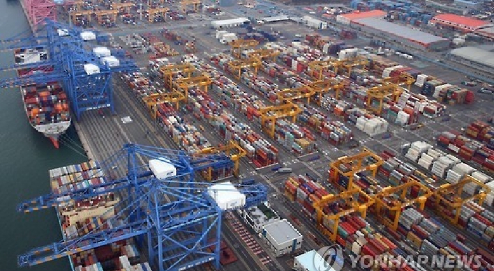 Korea's exports continue expanding in Feb.
