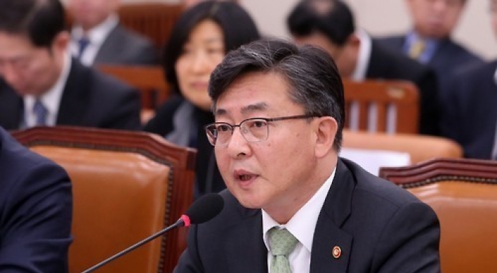 Resumption of Kaesong complex feared to hinder efforts to press NK: minister