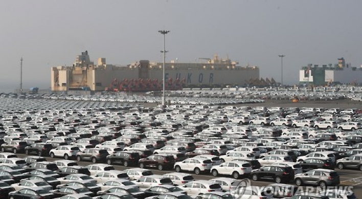Korea's auto exports retreat in Jan.