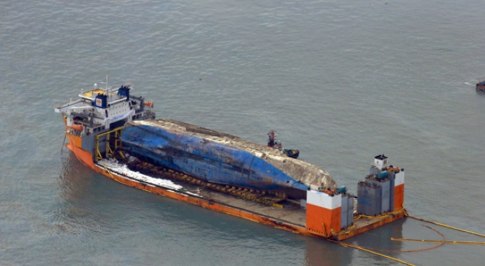 Recovered Sewol set for transport to Mokpo around Thursday
