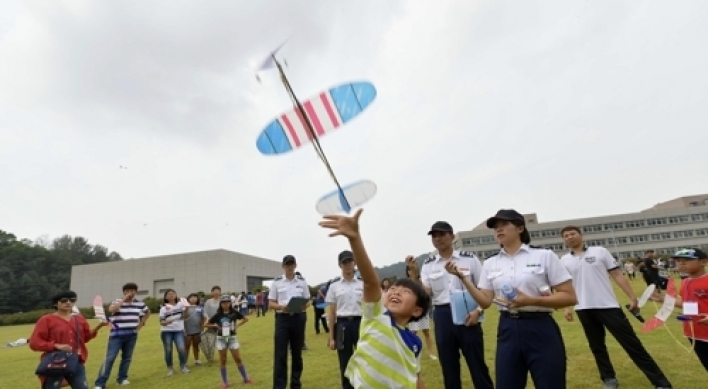 Air Force to hold youth aviation contest