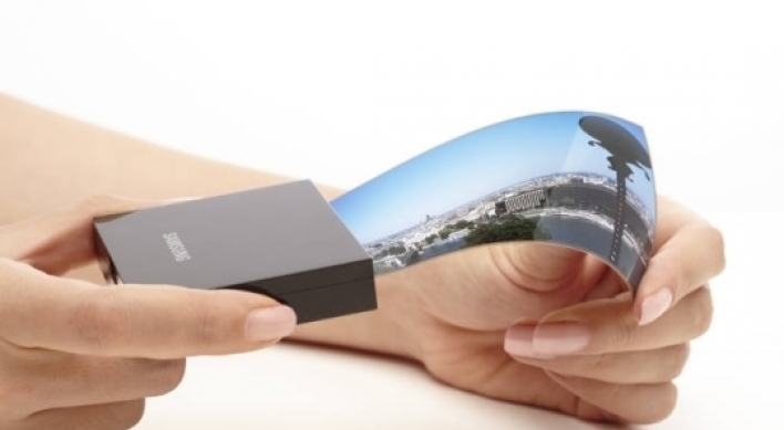 Samsung Display predicts foldable phones to be commercialized in 2019