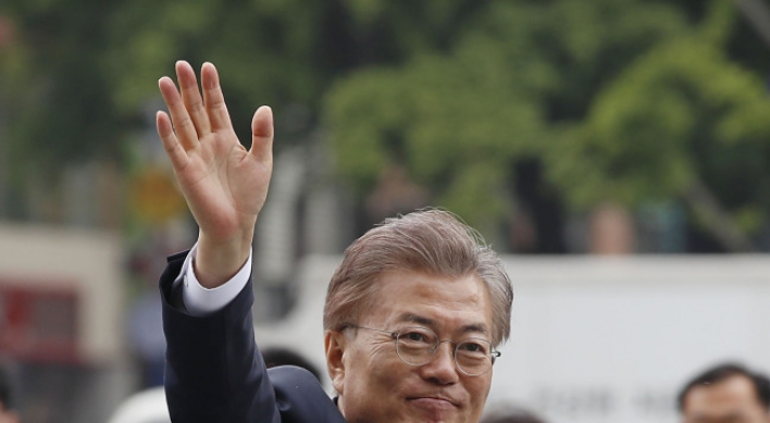 Moon wants to be first ‘Gwanghwamun President’