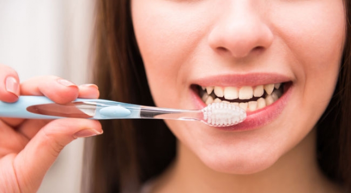 More than half of S. Koreans not brushing teeth after lunch: study