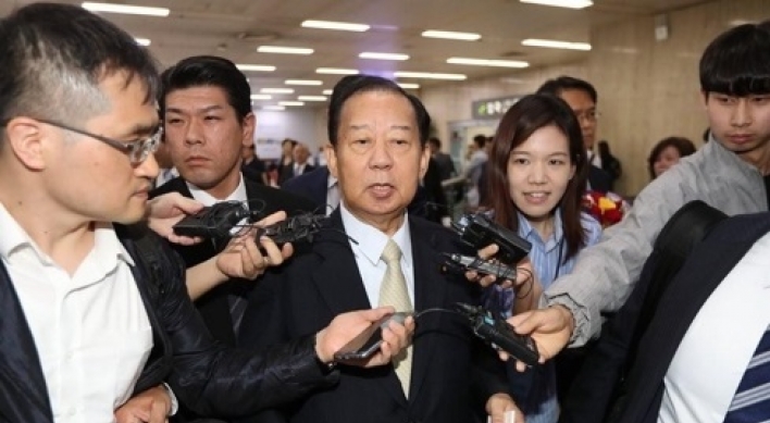 Abe's special envoy-cum-seasoned politician visits Korea