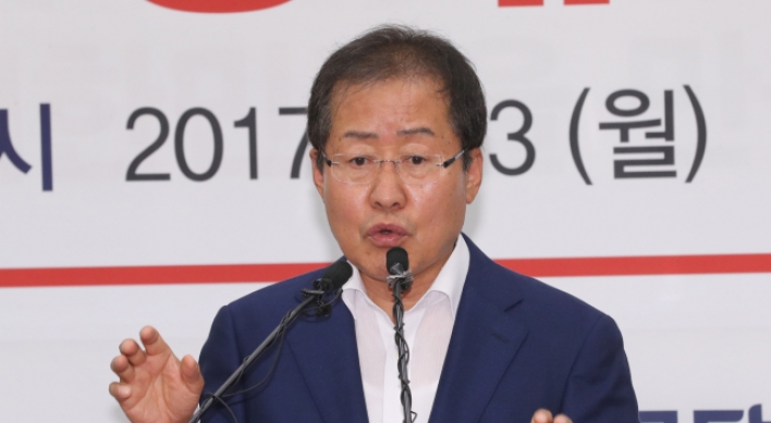 Hong Joon-pyo elected as Liberty Korea Party chief
