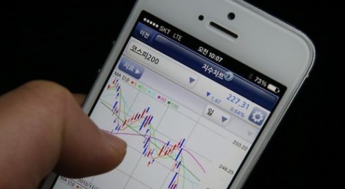 Stock trading via smartphones sees sharp rise
