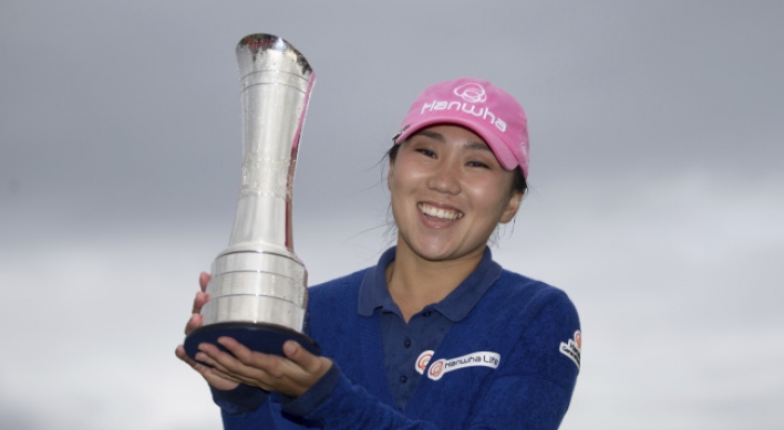 [Newsmaker] Korean Kim In-kyung wins Ricoh Women's British Open