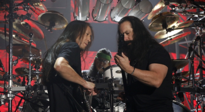 Dream Theater enchants Seoul fans with ‘Images and Words’