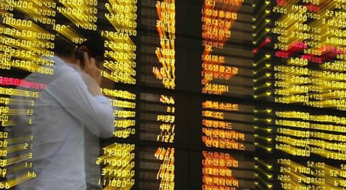 Korean shares down 0.40% in late morning trade on profit-taking