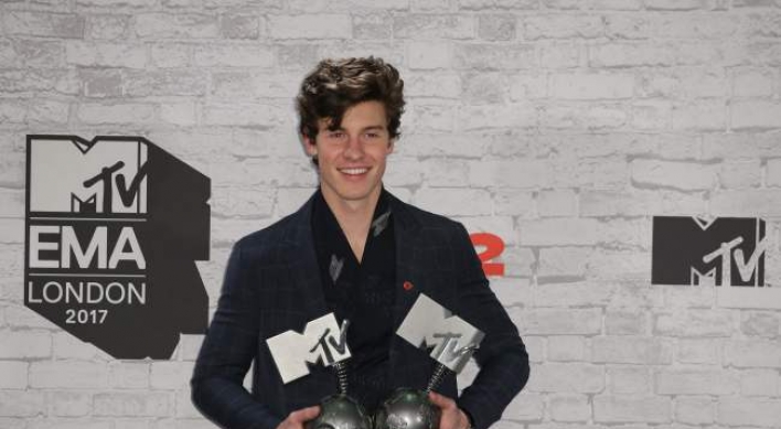 Shawn Mendes wins best artist at MTV Europe Music Awards