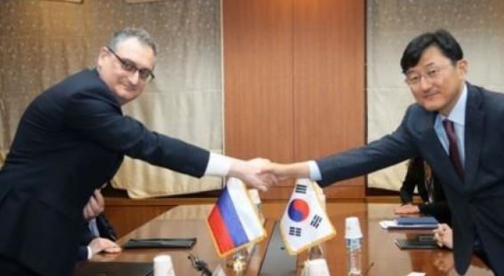 Korea, Russia discuss advancing bilateral cooperation