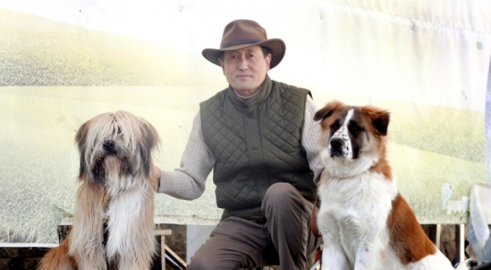 [Herald Interview] ‘Father of native Sapsaree breed’ seeks to redefine Korea’s dog culture