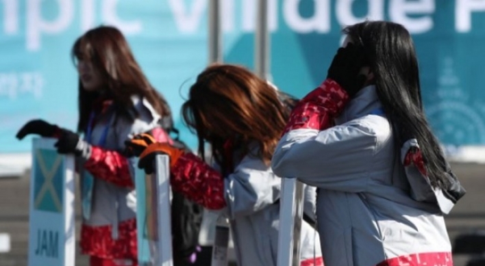 [PyeongChang 2018] PyeongChang volunteers struggle with crude working conditions