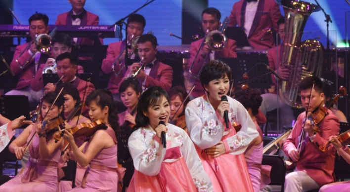 [Newsmaker] NK troupe performs Tchaikovsky, South Korean songs at historical performance