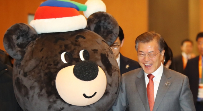 Moon hails PyeongChang Games for making Korean peace a possibility