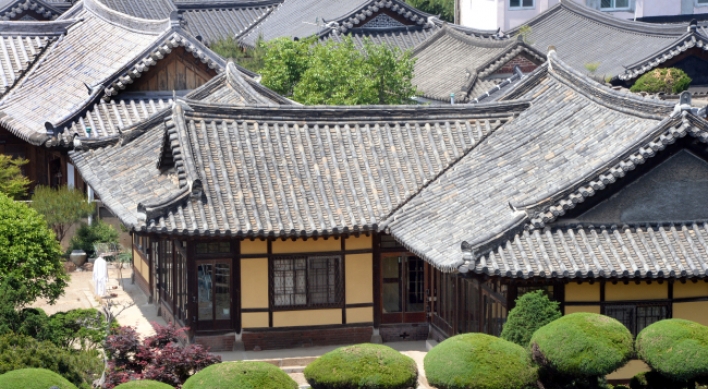 [Eye Plus] Jeonju Hanok Village, a touchpoint of Korea’s past and present