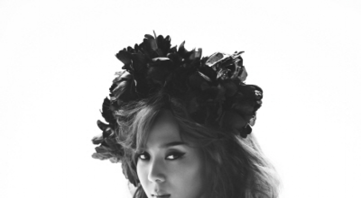Yoon Mi-rae confirms July release, solo concerts