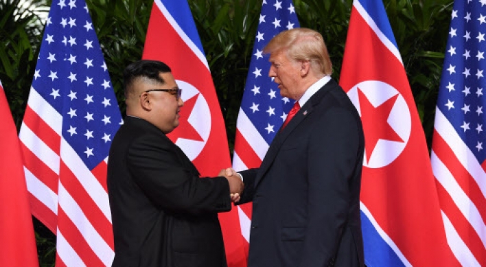 [US-NK Summit] Trump, Kim meet in Singapore