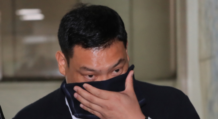 [Newsmaker] Prosecutors seek 5-year jail term for chef Lee Chan-oh over drug use