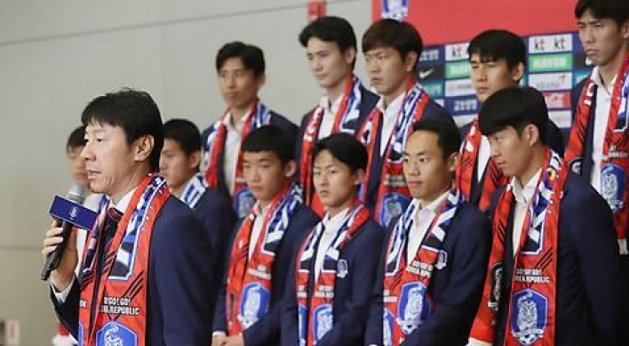 Korean footballers receive 1.15b won World Cup bonus