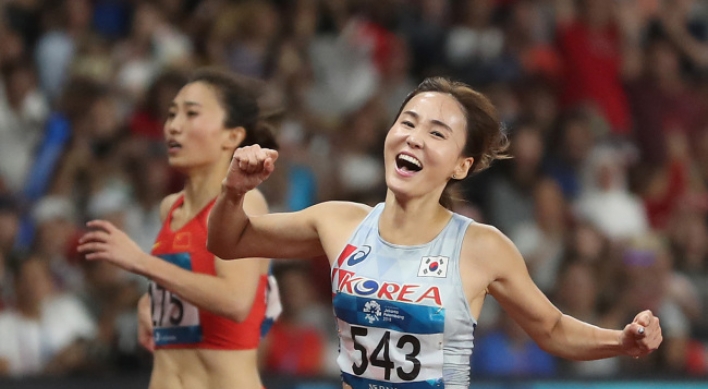 Korea's Jung Hye-lim wins gold in women's 100m hurdles