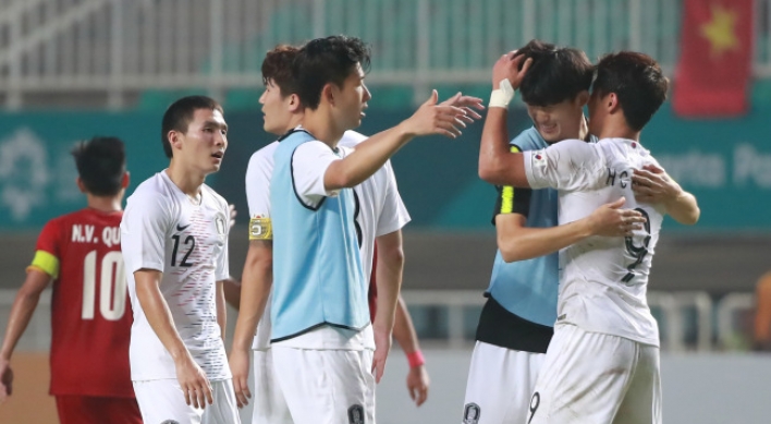 Korea beat Vietnam 3-1 to reach men's football final