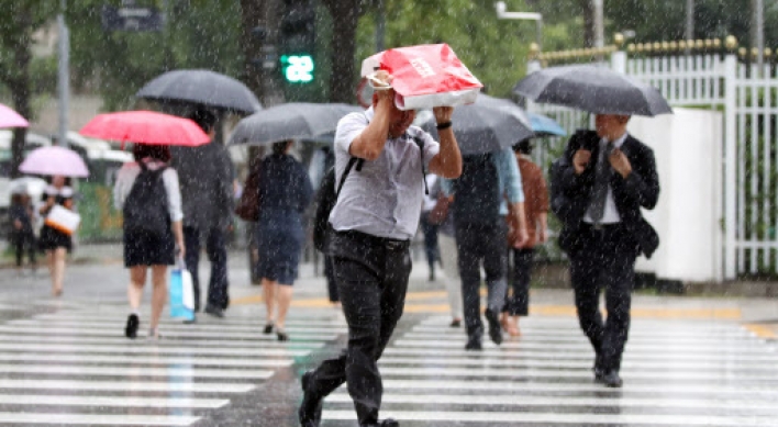 [Weather] Heavy rain to pour down nationwide Monday