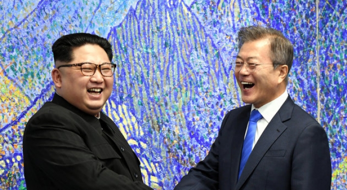 Moon aims to meet Washington and Pyongyang halfway