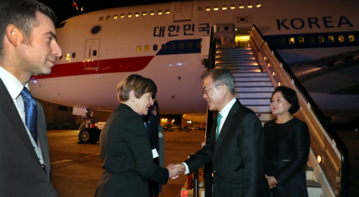 President Moon arrives in Brussels for ASEM summit