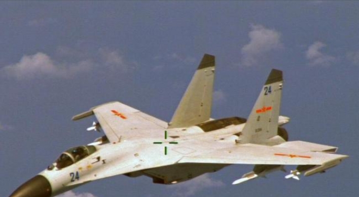 China's warplane enters Korean air defense zone