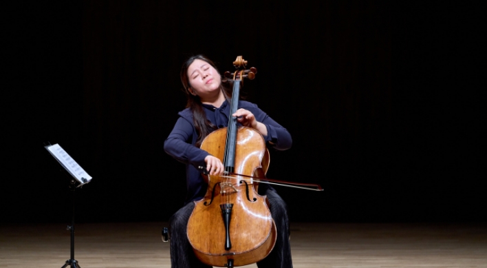 Cellists Lee Sang-eun and Lee Jeong-hyoun win Isang Yun Competition 2018