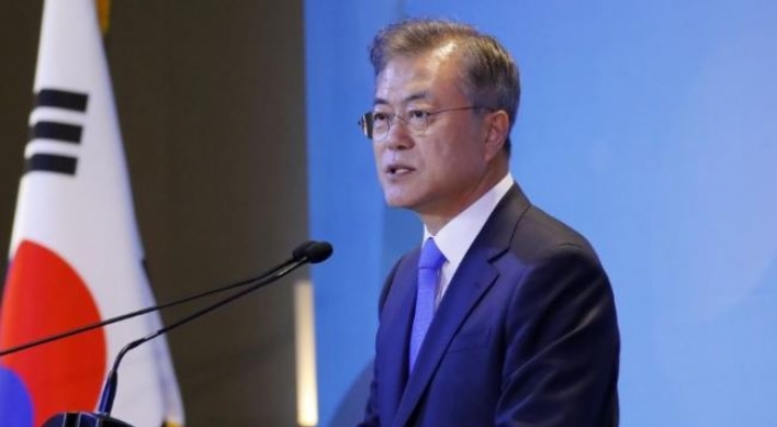 Korean president vows efforts to improve ties with Argentina