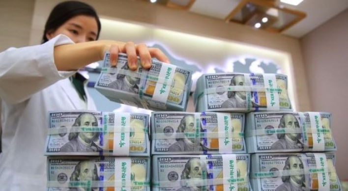 S. Korea’s foreign reserves hit record high in Dec.