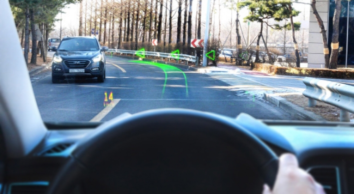 Hyundai unveils world’s first holographic AR navigation system