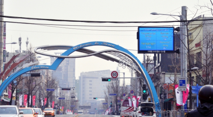 [Weekender] Yongsan redevelopment weighs on Itaewon’s future