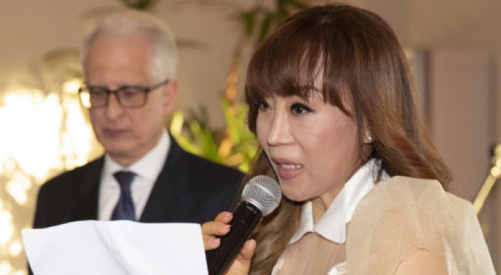 S. Korean soprano Jo Su-mi receives Italian order, knighthood