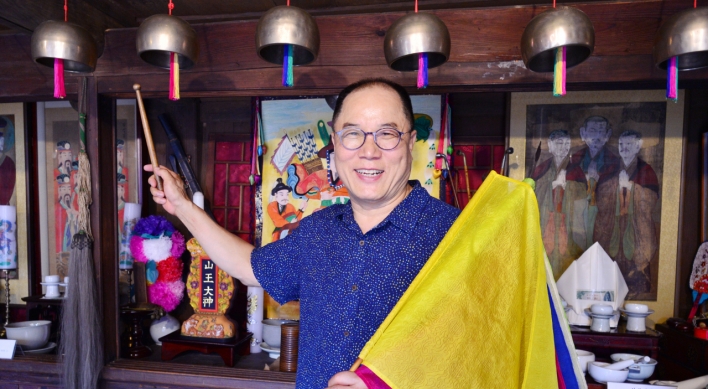[Herald Interview] Behind Korea’s first shamanism museum, a folklorist’s lifelong devotion