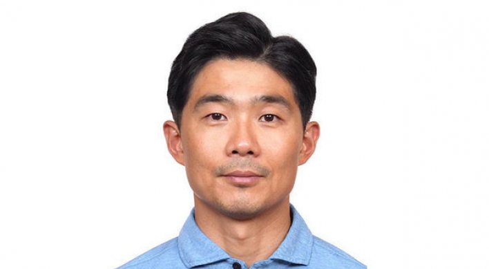 Ex-Chicago Cubs scout hired as new GM for KBO's Lotte Giants