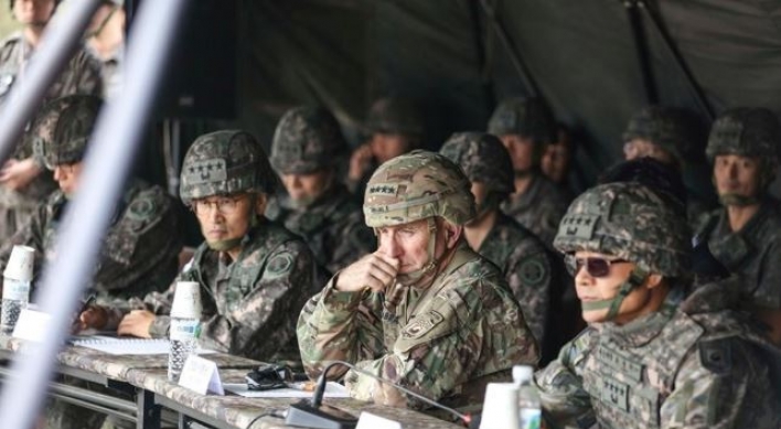 USFK chief observes Korean army drill