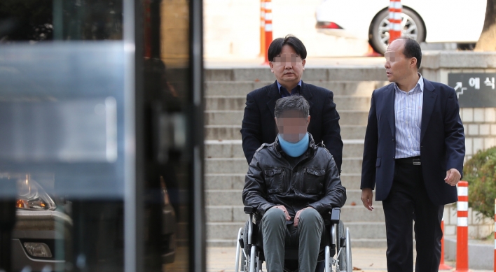 Prosecutors indict ex-Justice Minister Cho’s brother