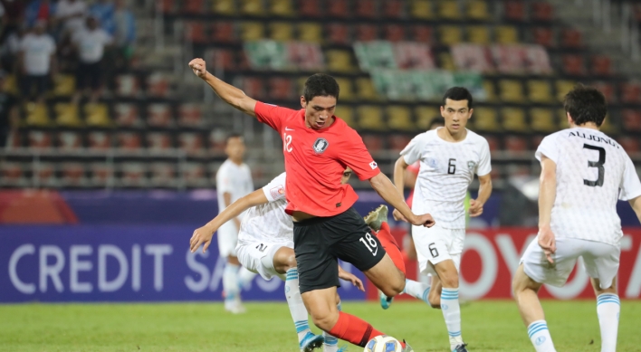 S. Korea beats Uzbekistan to win group at Olympic football qualifying tournament